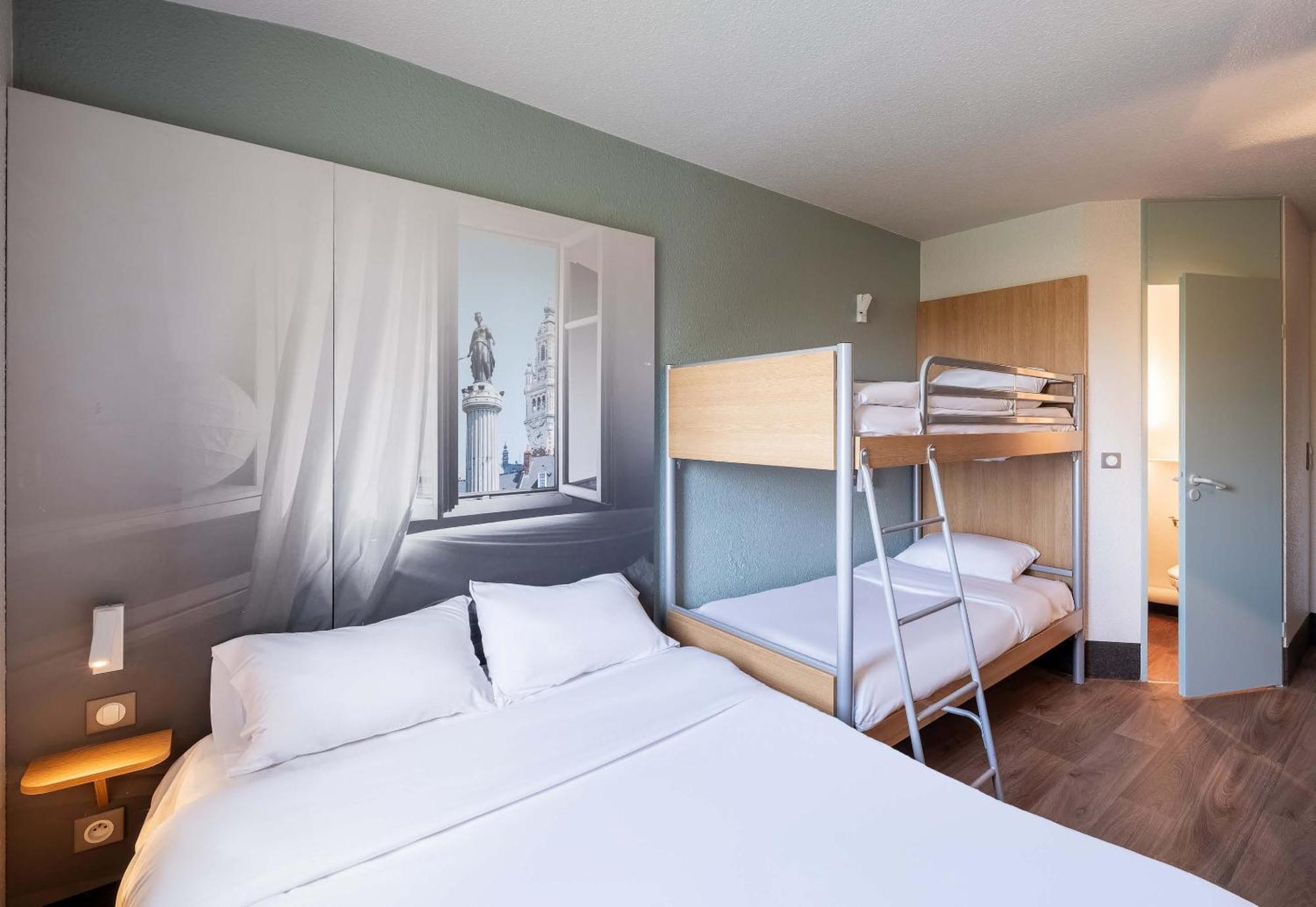 B&B Hotel Lille Lezennes Stade Pierre Mauroy Bagian luar foto