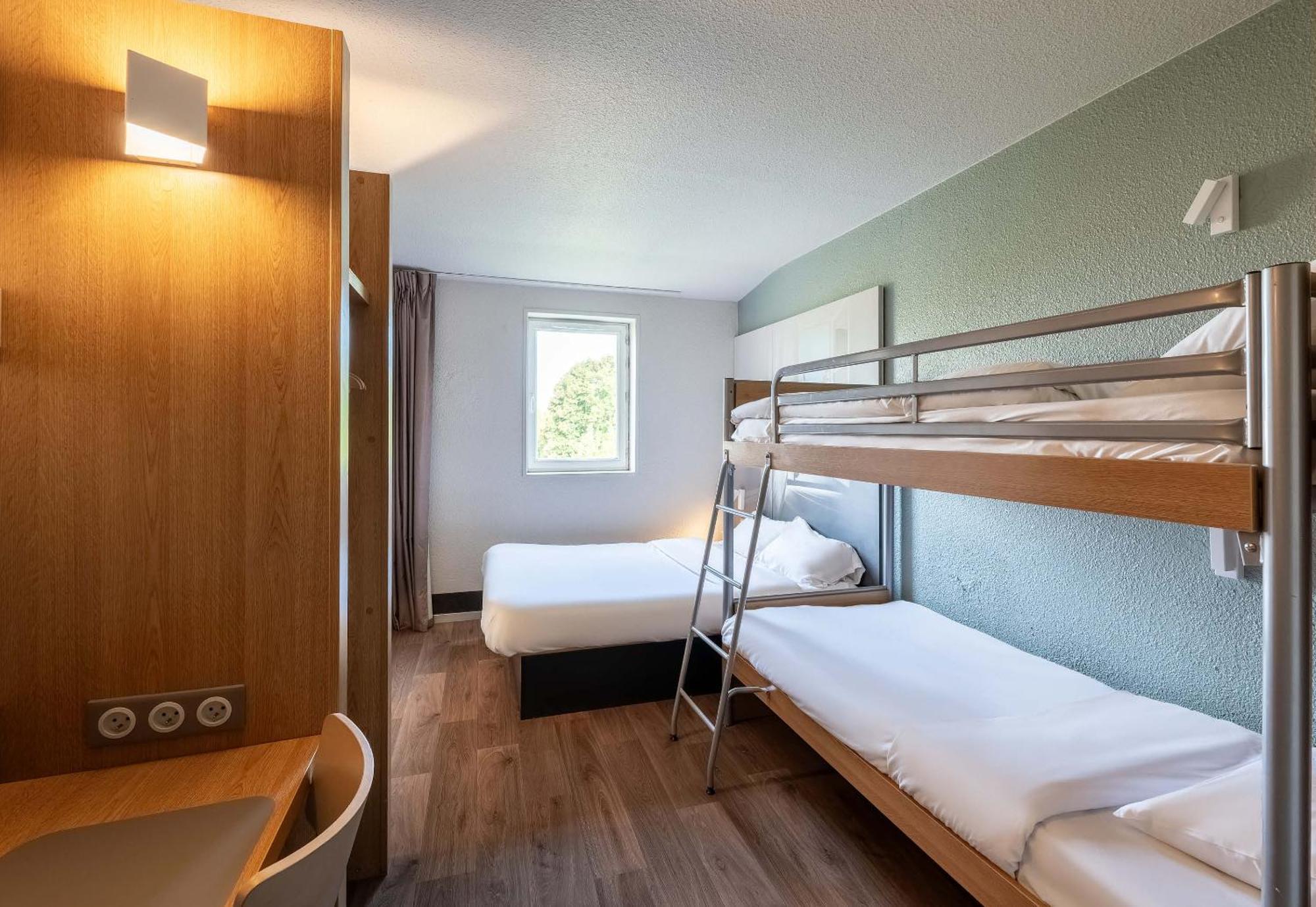 B&B Hotel Lille Lezennes Stade Pierre Mauroy Bagian luar foto